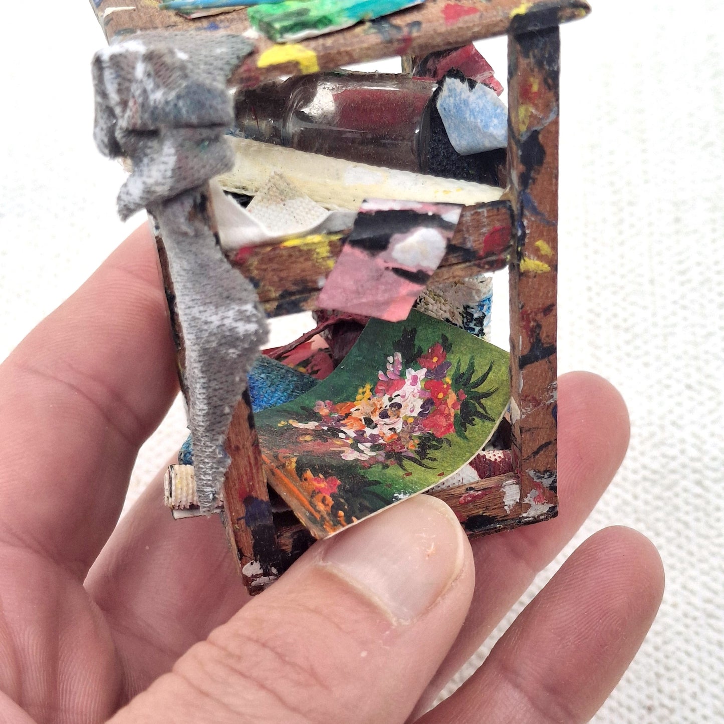 Small Artists Table