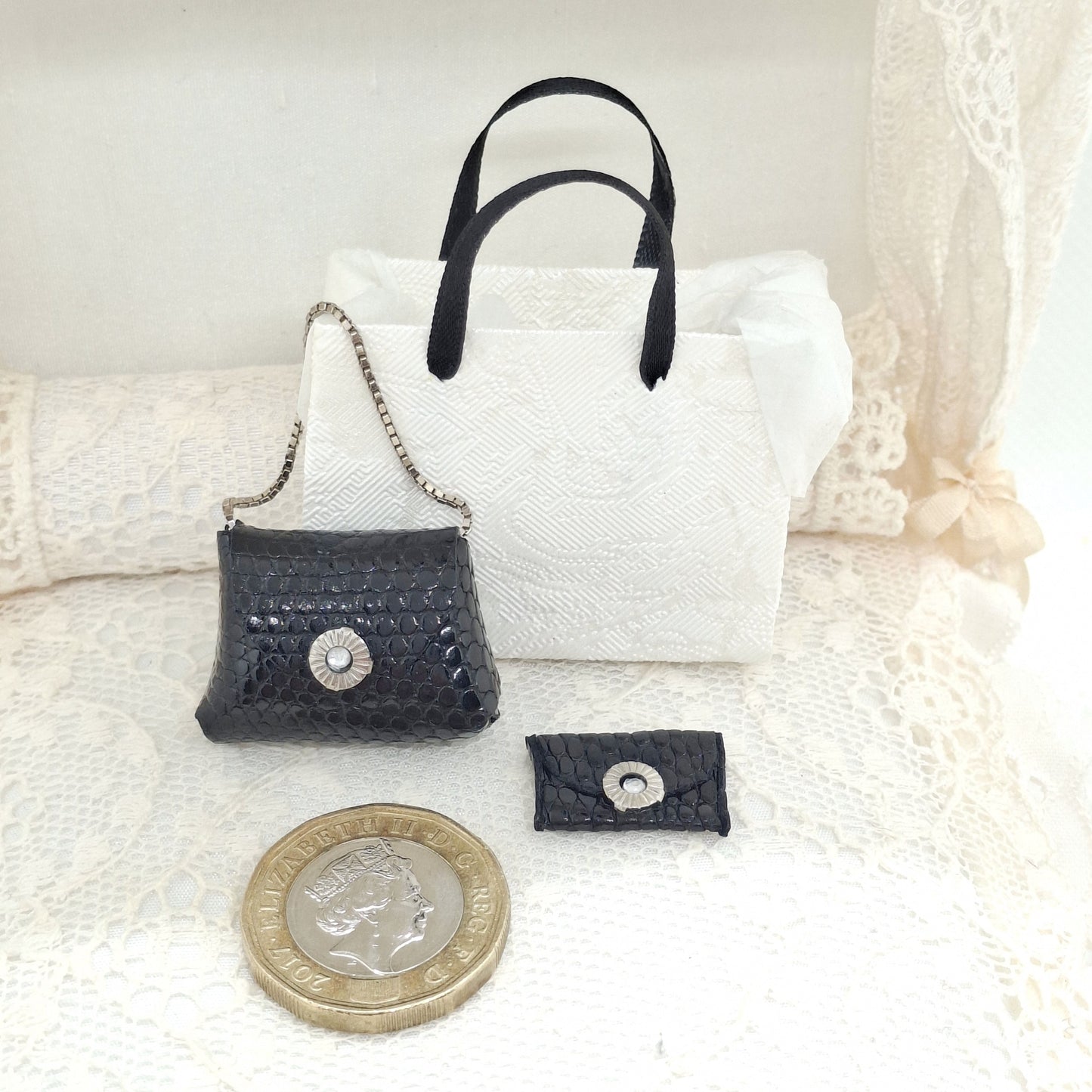 Dollhouse Leather Handbag Shopping Set