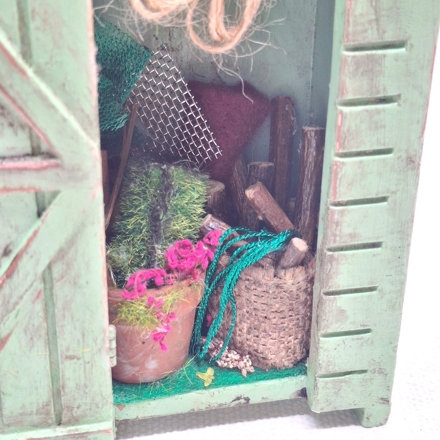 Miniature Potting Shed