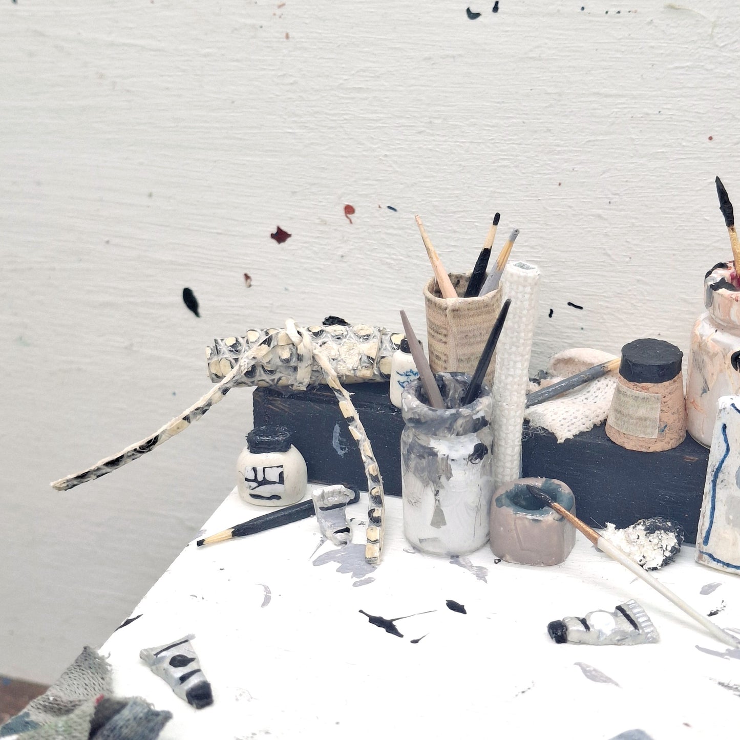 Monochrome Artists Square Table