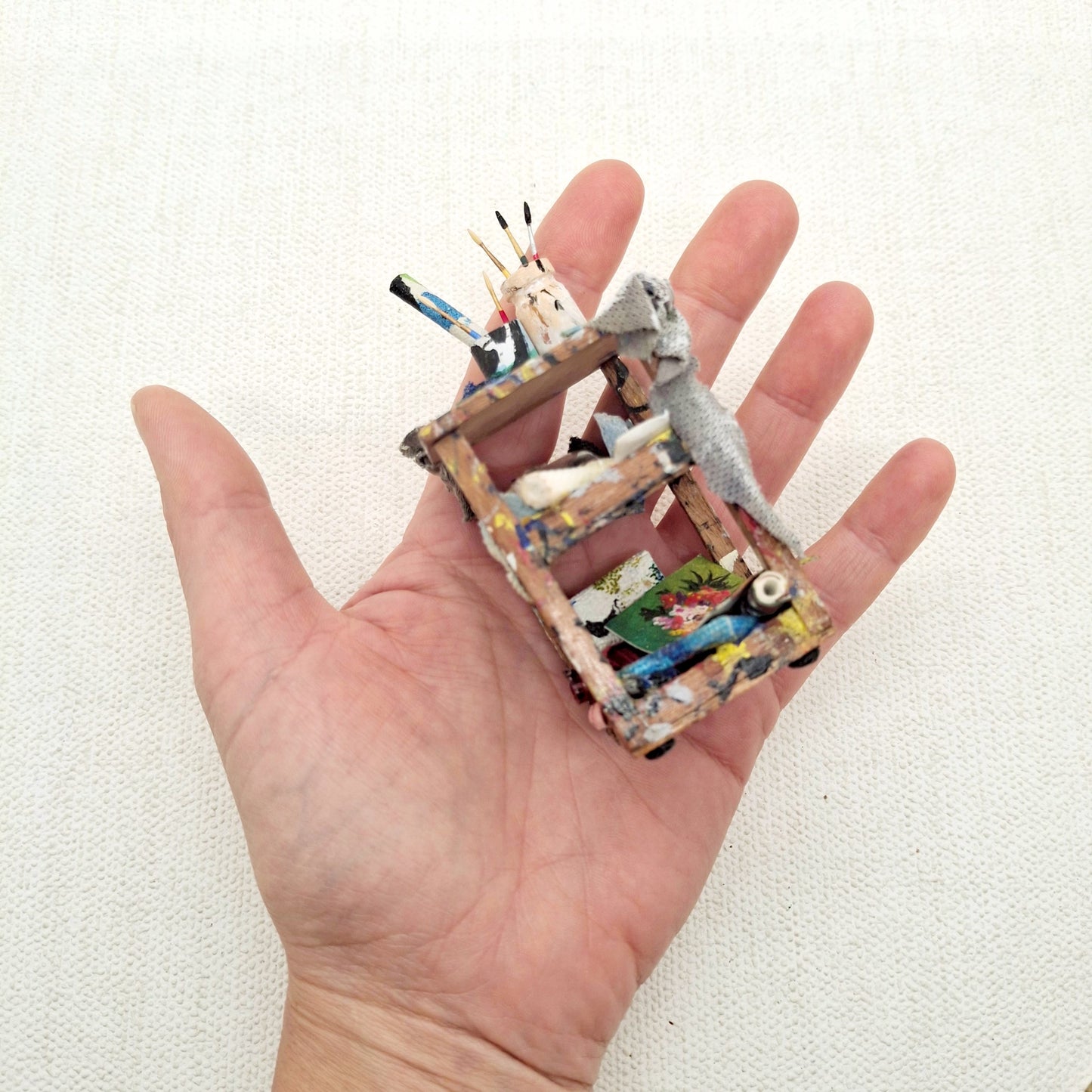 Small Artists Table