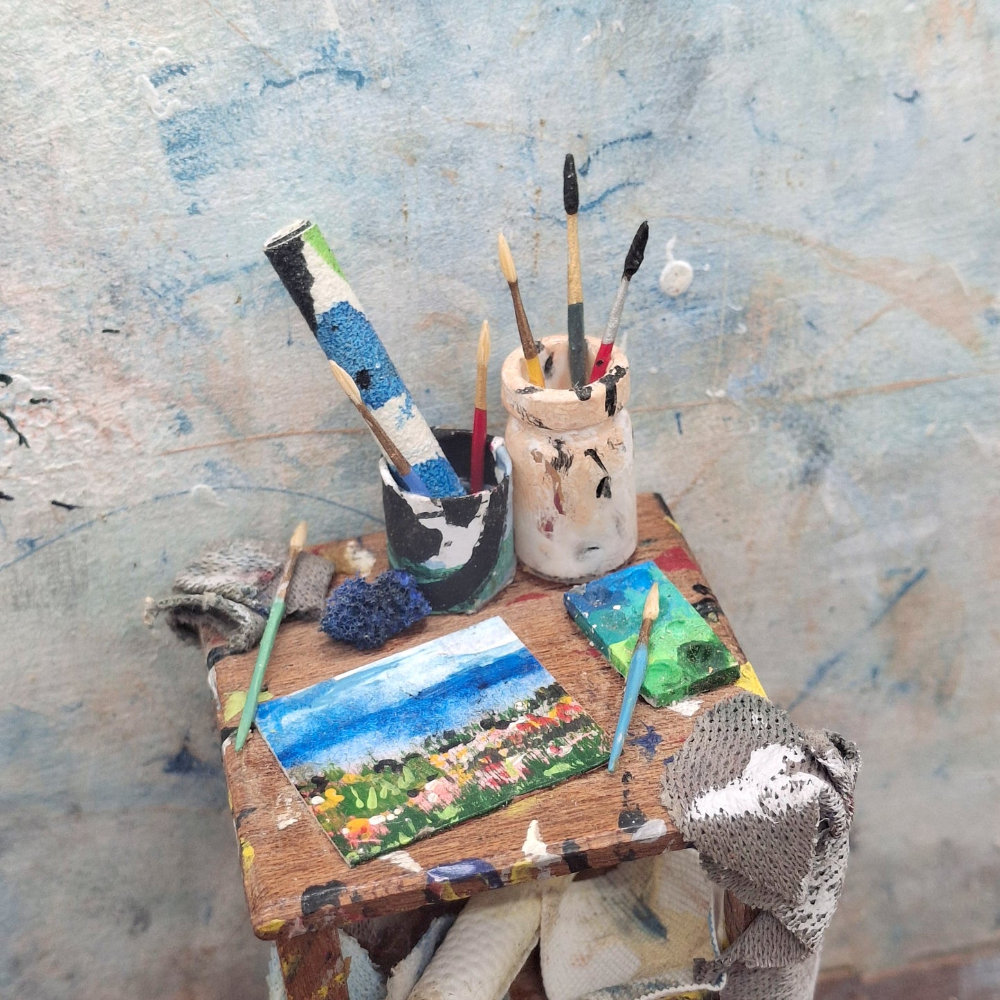Small Artists Table