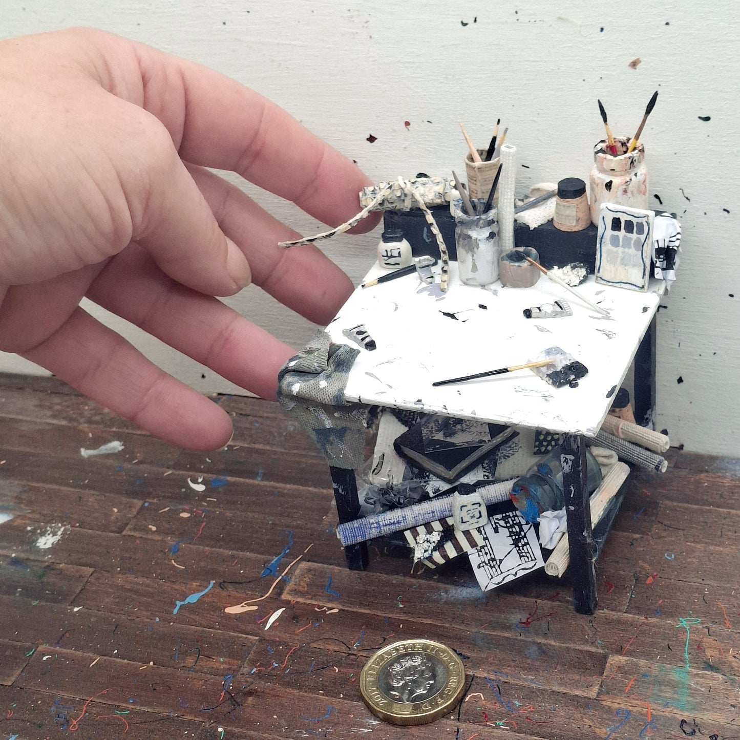 Monochrome Artists Square Table