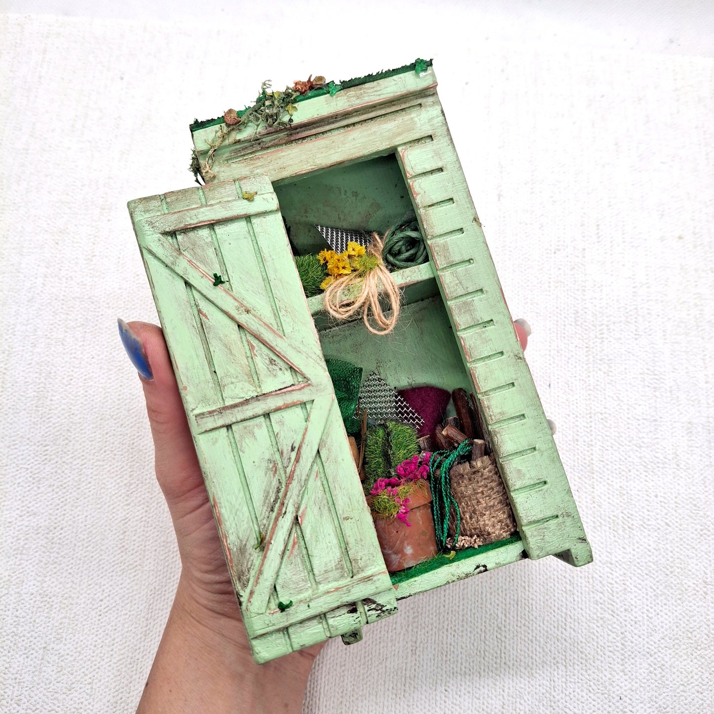 Miniature Potting Shed