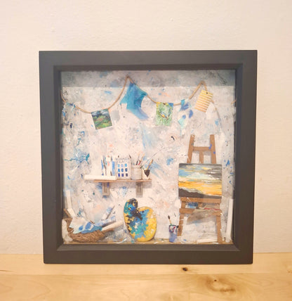 Large Framed Artists Diorama