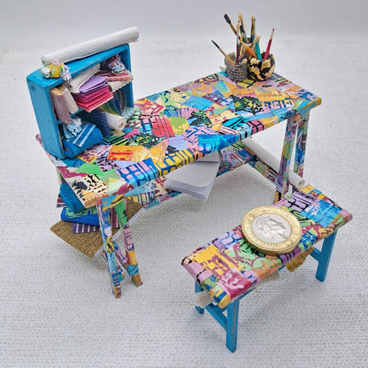 Decoupaged Artists Set