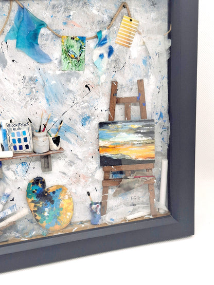 Large Framed Artists Diorama