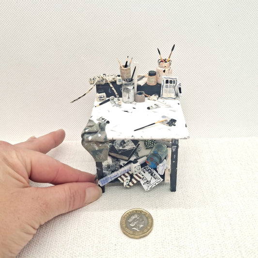 Monochrome Artists Square Table