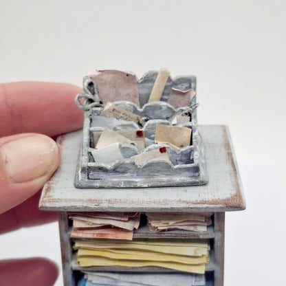 Letter Holder